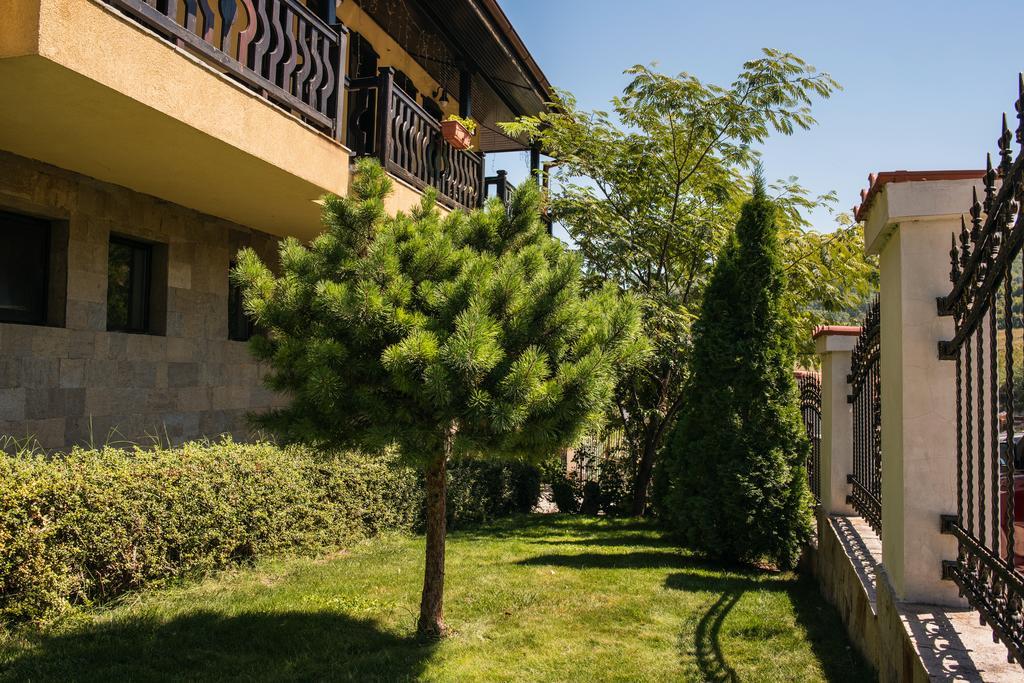 Chiflika Family Hotel Asenovgrad Ngoại thất bức ảnh